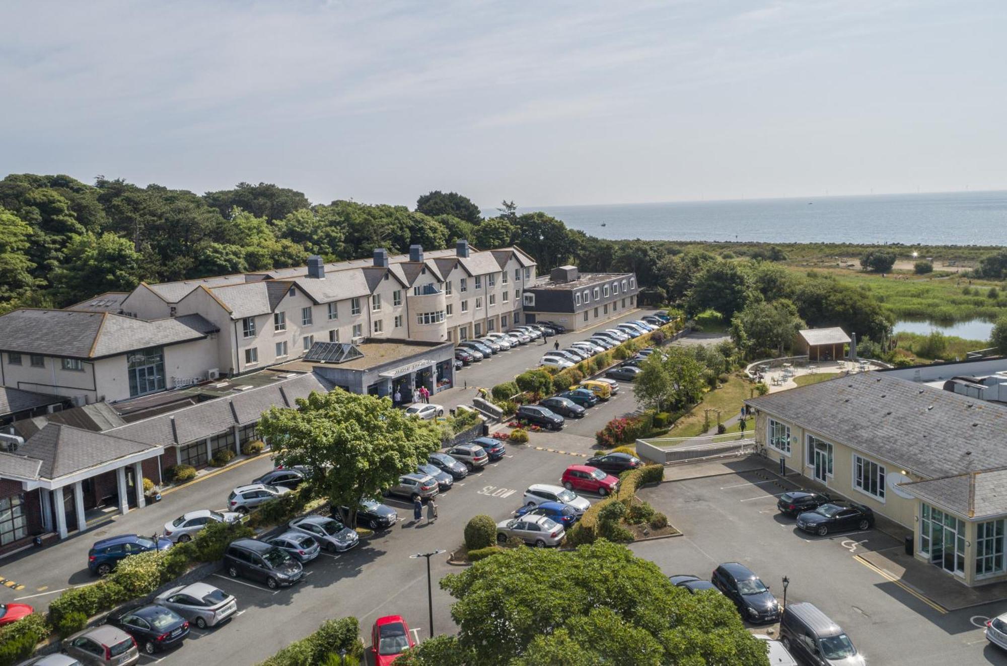 Arklow Bay Hotel Екстериор снимка