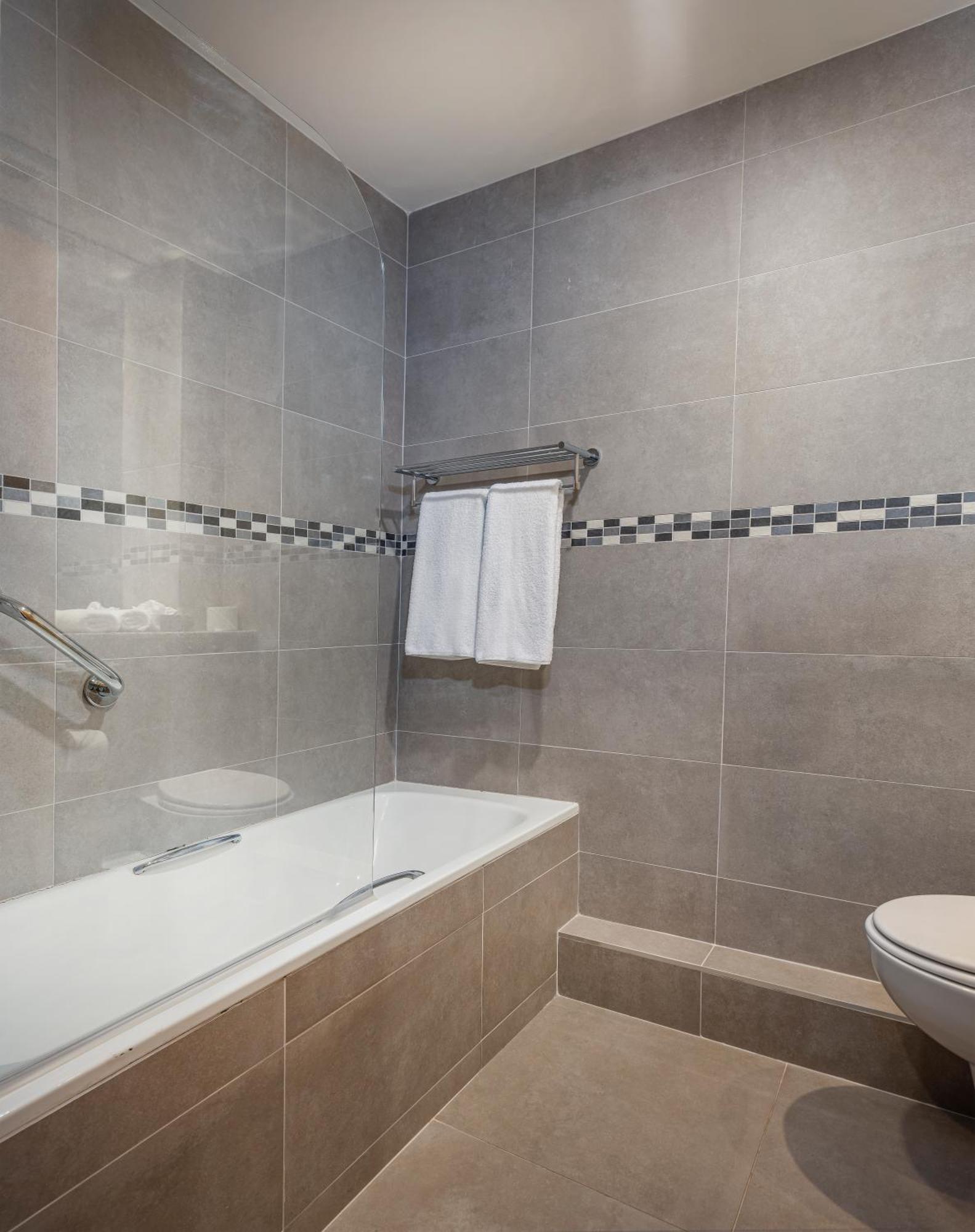 Arklow Bay Hotel Екстериор снимка